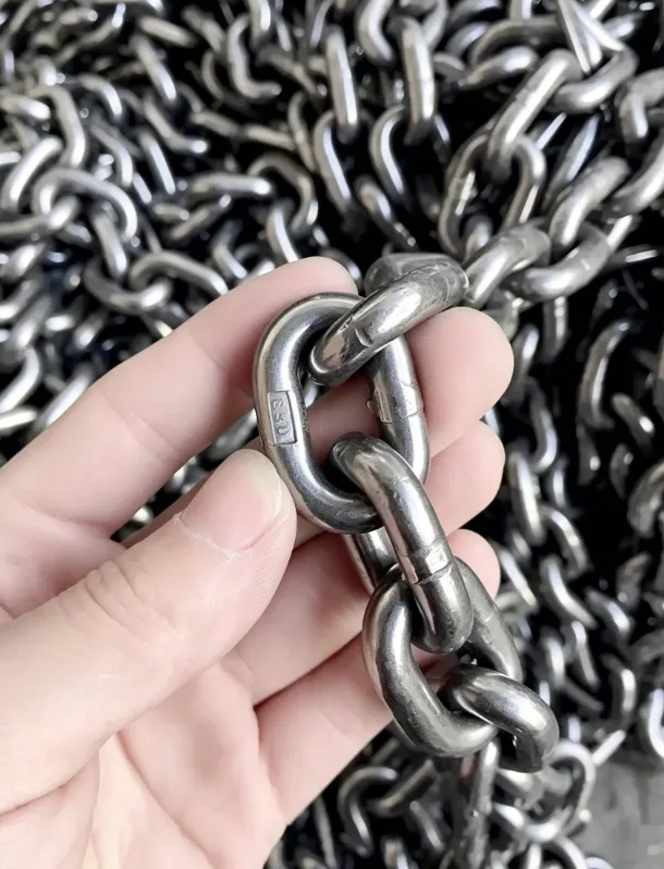 Perché scegliere la catena di sollevamento in acciaio al manganese G80 per il sollevamento di carichi pesanti?